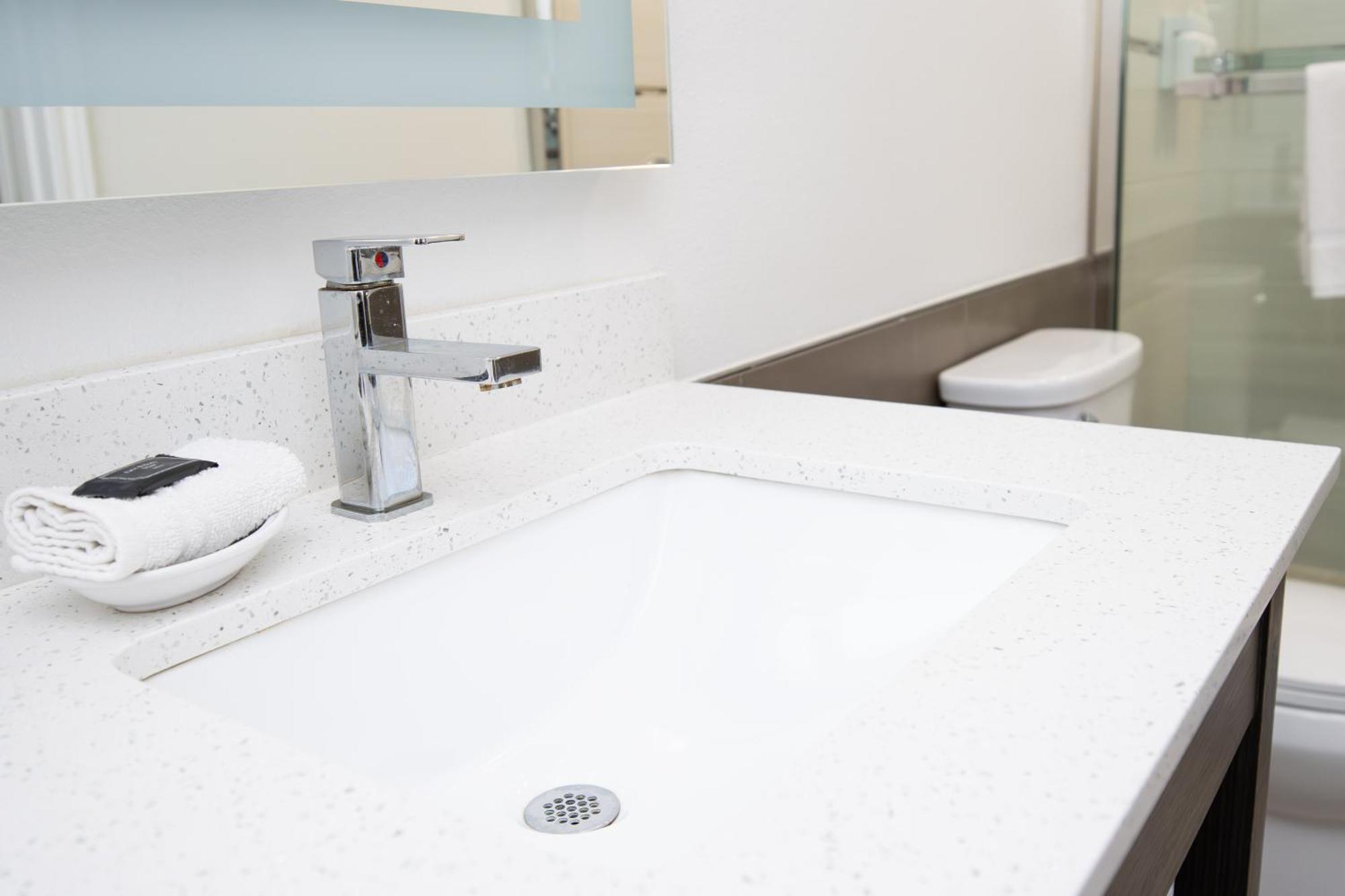 Americas Best Value Inn Харлинген Екстериор снимка