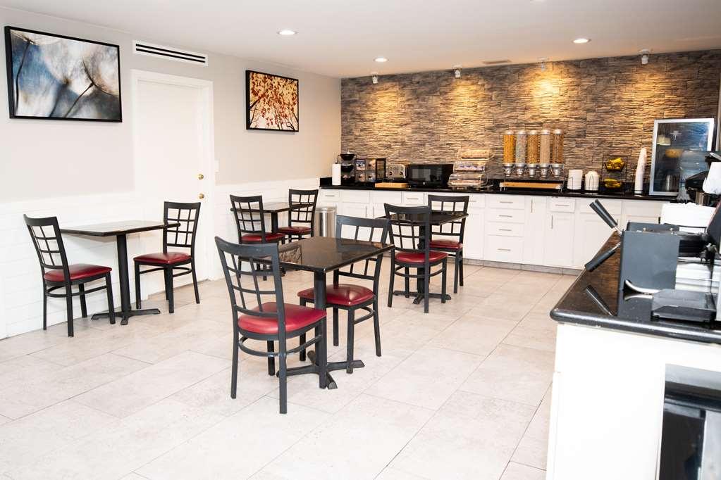 Americas Best Value Inn Харлинген Ресторант снимка