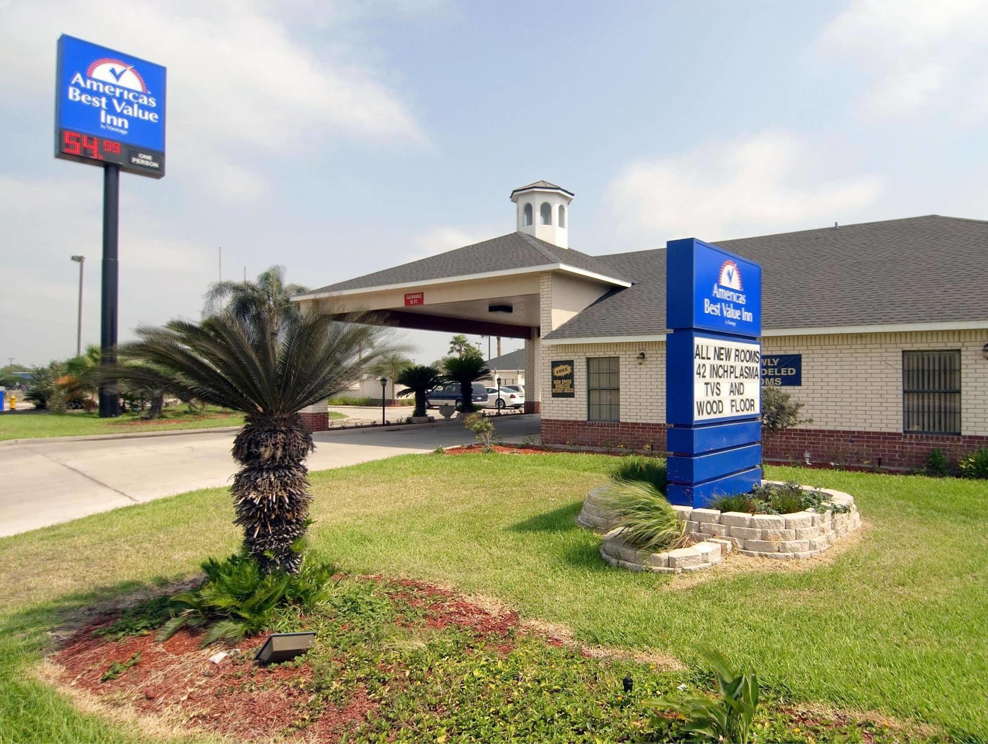 Americas Best Value Inn Харлинген Екстериор снимка